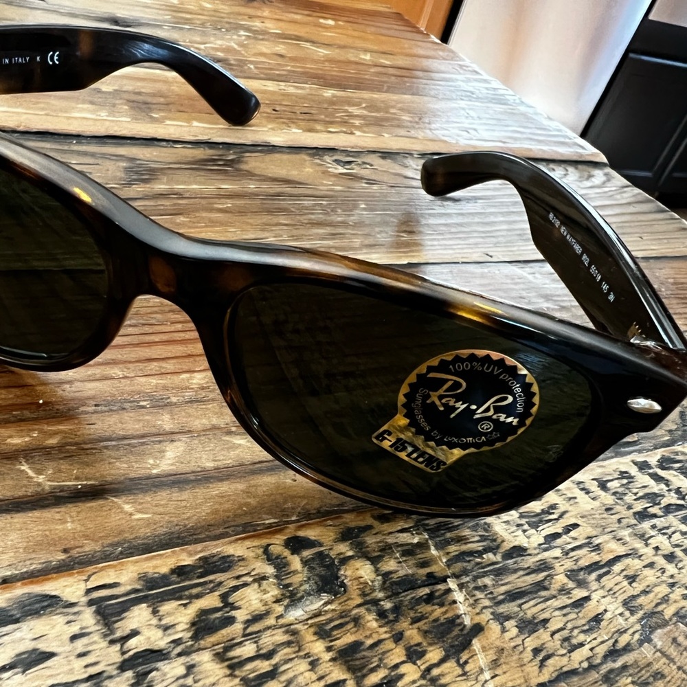 COPY - Ray Ban sunglasses New Wayfarer Tortoise, never worn,